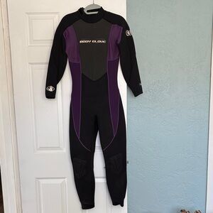 Body Glove Black and Purple Women's Swim Wetsuit